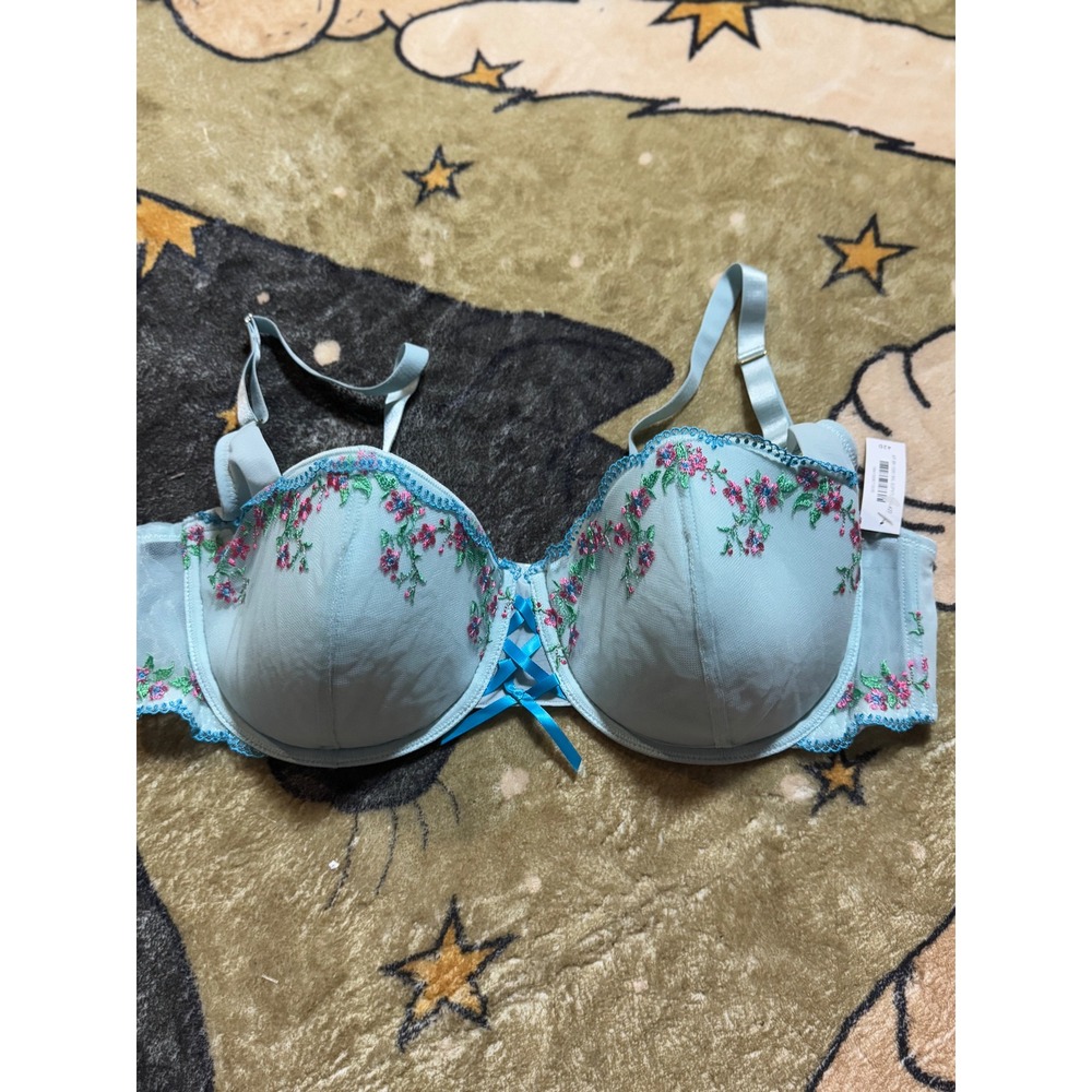 Adore Me Floral Embroidered Lightly Lined Demi Bra 42D Baby Blue Lace Trim